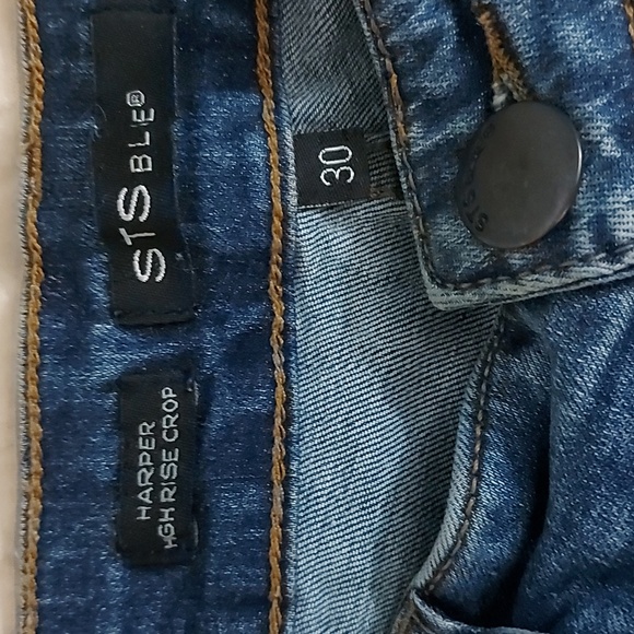 STS Blue Distressed Capris - Picture 4 of 9